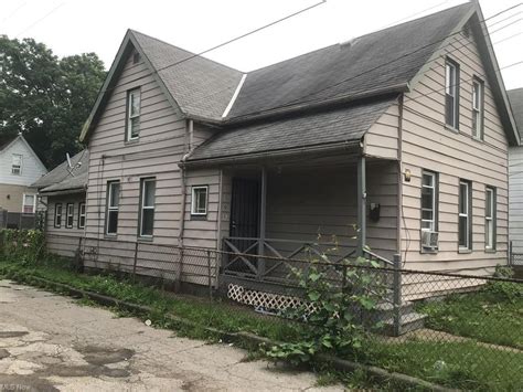 3301 W 58th St Cleveland Oh 44102 For Sale