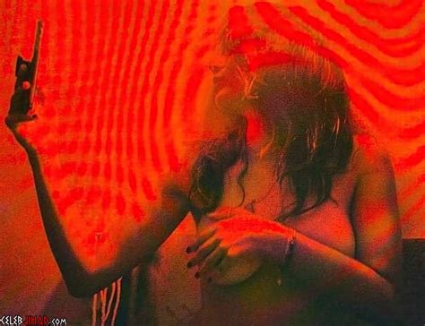 Sasha Calle Nude Selfies Released Dirty Album