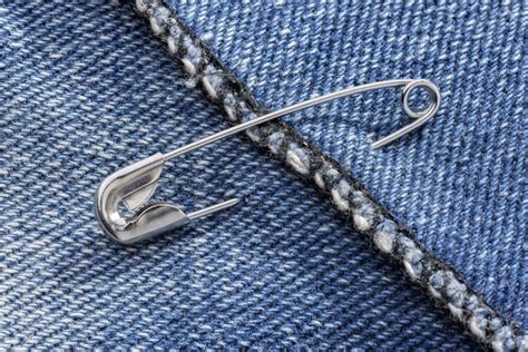 How To Wear A Safety Pin In Clothes LIVESTRONG