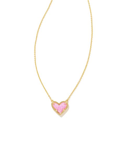 Ari Heart Gold Pendant Necklace In Bubblegum Pink Kyocera Opal Kendra