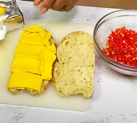 Flaming Hot Cheetos Grilled Cheese Sandwich Recipe