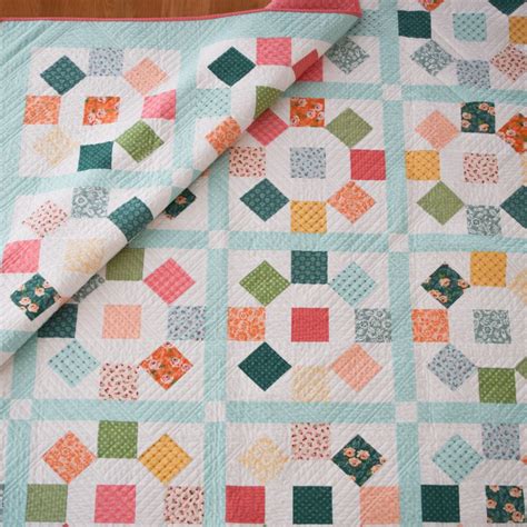 Bloom Quilt Pattern By She Quilts A Lot Star Quilts Scrappy Quilts