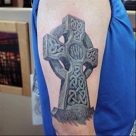 100 Celtic Cross Tattoo Designs Pictures With Meanings 2022