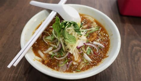 Menurut pihak jakim, premis makanan ah cheng laksa masih belum menjadi pemegang sijil pengesahan halal malaysia. A Quality Bowl of Noodle Soup at Ah Cheng Laksa - Up in ...