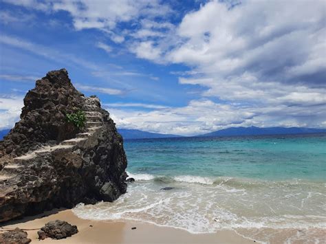 7 White Sand Beaches In Southern Luzon You Must Visit It S More Fun With Juan
