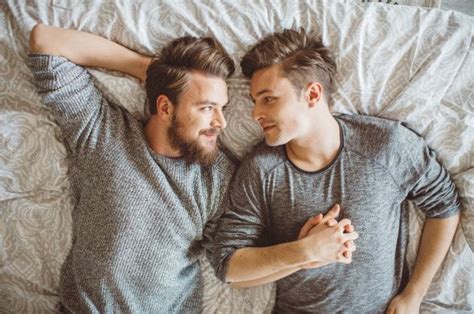 How To Make A Relationship Work If Your Partner Is Asexual Huffpost Latest News