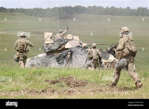 M2a3 Bradley Fighting Vehicle High Resolution Stock Photography And