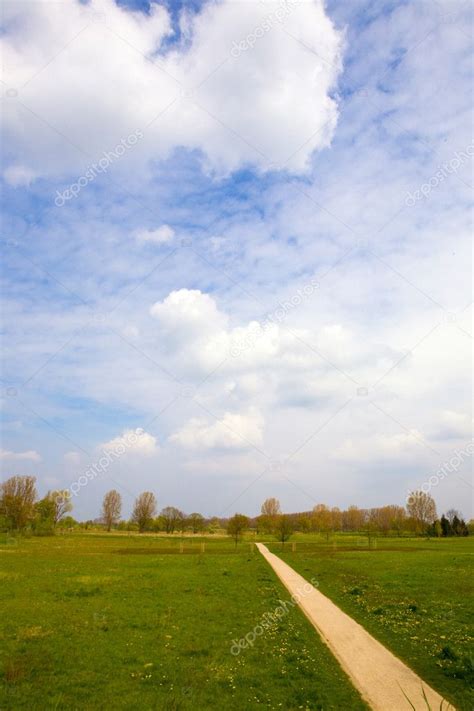 Walking Path In Beautiful Sunny Day — Stock Photo © Meggan 5940191