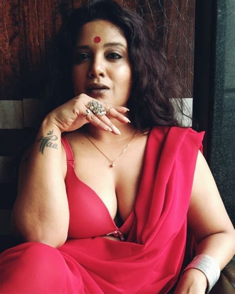 Kavita Radheshyam Breasts Scene In Kavita Bhabhi Aznude My XXX Hot Girl