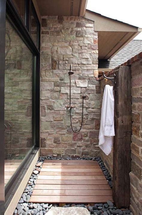 Awesome Outdoor Bathrooms 36 1 Kindesign Chuveiros Externos Design