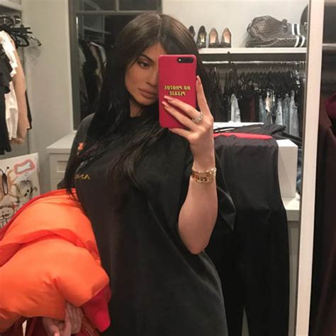 Kylie Jenner Instagram Picture Sees P Diddy Mistake Her For Kendall