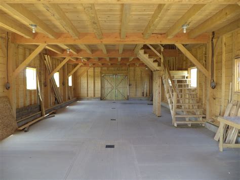 Main Level Timber Frame Barn | Timber frame cabin plans, Timber framing, Timber frame joinery
