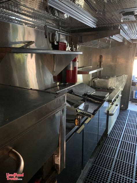 60″ hdtv with dvd and satellite. 2003 Workhorse 26' Step Van Pizza Food Truck with New ...