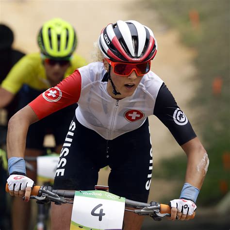 At just 22 years old jolanda neff, the current u23 cross country women's world champ, took on the elite women in the first round of the world cup. Jolanda Neff fährt im nächsten Jahr für KRT | 1815.ch