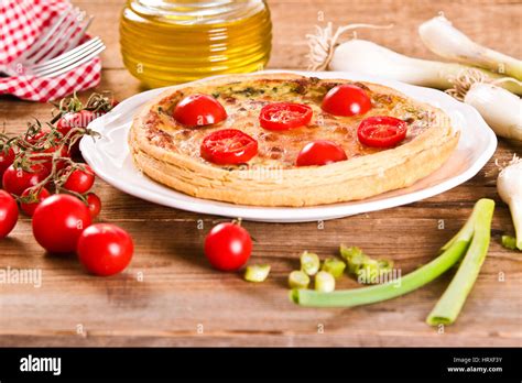 Leek And Tomato Quiche Stock Photo Alamy