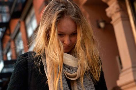 A Mothers Love The Story Of Former Nxivm Member India Oxenberg Film