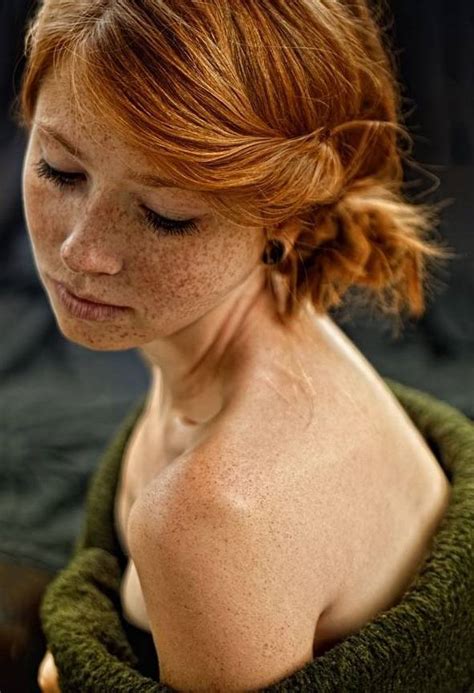 Beautiful Girls With Freckles 35 Pics