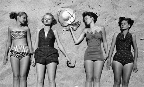 Moda anni 30 donna / abiti donna anni 30 : donne con il costume da mare anni 30 - Risultati di Yahoo ...