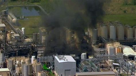 Huge Explosion And Fire Rocks Texas Chemical Plant Abc11 Raleigh Durham