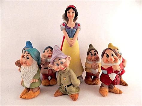 Snow White And Seven Dwarfs Ceramic Figurines Vintage 1950 S Disney