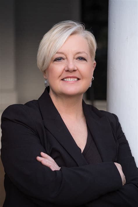 Historian Karen Cox confronts Confederate monuments | Mountain Xpress
