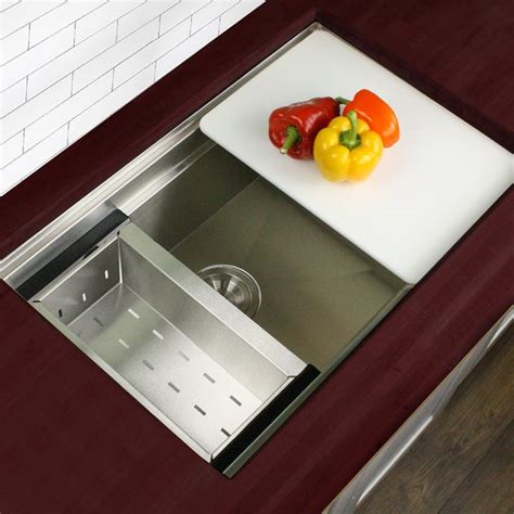 A 30″ cabinet should be fitted with a sink no larger than 27″ wide. Highpoint Collection 30-inch Zero Radius Undermount ...