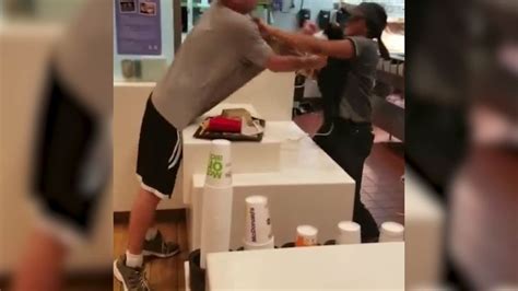 Video Of Mcdonalds Fight Shows Customer Attacking Employee In St