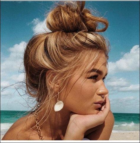 Top Messy Bun Beach Summertime Hair Styles Best Natural Makeup