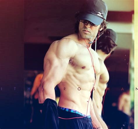 hrithik roshan body wallpapers high resolution in 2020 hrithik roshan celebrity wallpapers body