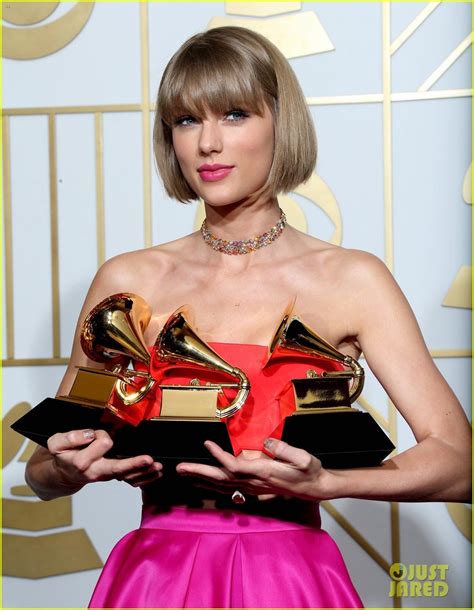 Celebs Praise Taylor Swift On Her Grammys Win And Speech Photo 3580256 Grammys Taylor Swift
