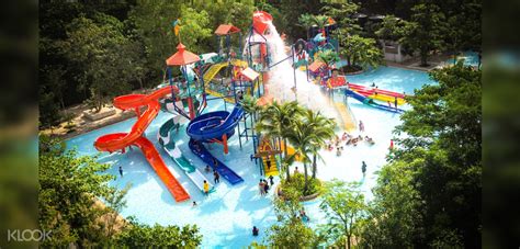 The park is full of thrilling and exciting activities and games like atan leap, kite flyer, flying lemur, speed racer and many more interesting activities in the park. ESCAPE Theme Park in Penang