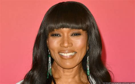 Angela Bassett Shares Her Naacp Image Awards Wins With Her Late Mother