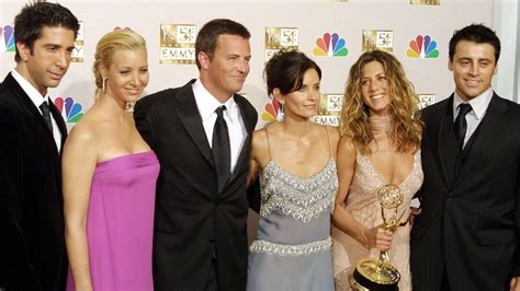 The teaser trailer has the iconic cast all back together and the title is revealed. 'Friends' reunion finally on cards! Jennifer, Courteney ...
