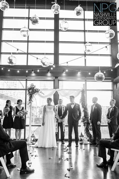 Nashville Photography Group Wedding Photographersbridge Building