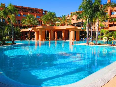 Recuerda que si eres andaluz y reservas con quierohotel.com 2 o más noches tu hotel o apartamento para tus vacaciones 2021 tendrás un 25% de descuento directo aplicando el bono turístico de andalucía segura. Barceló Sancti Petri Spa Resort (Andalucía/Chiclana de la ...