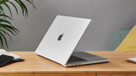 apple macbook pro 16 inch 2021 review techradar