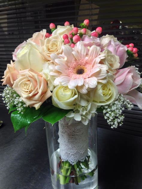 ﻿﻿create a memory that will last a lifetime! Blush pink and cream bridal bouquet with roses, gerbera ...