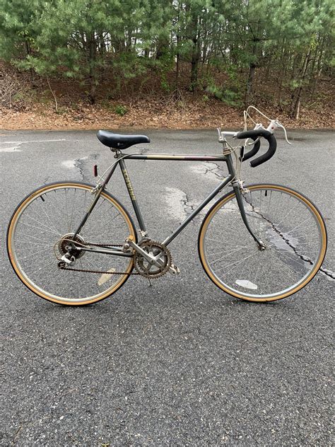 Condition, and make.check out pics bike will be shipped fedex.may need some disassembly for shipping.minor only. NBD: 1986 Schwinn World Sport - sat in basement since 1988 ...