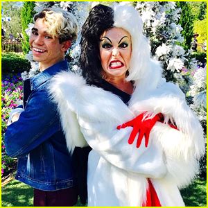 Sofia carson and the cameron boyce foundation collaboration explored. SOFIA CARSON AND CAMERON BOYCE DATING - Wroc?awski ...