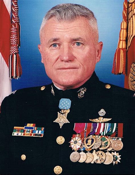 Medal Of Honor Banquet Features Decorated Marine Col Wesley Fox Chattanooga Times Free Press