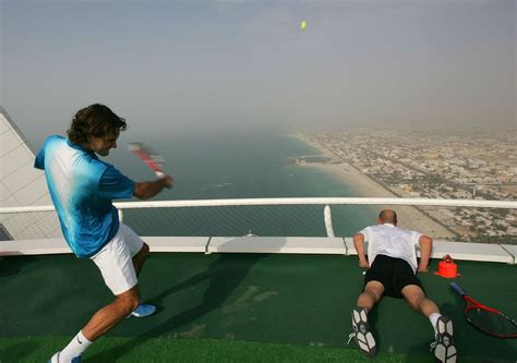 Burj Al Arab Cancha De Tenis Tenis de altura Te atreverías a jugar