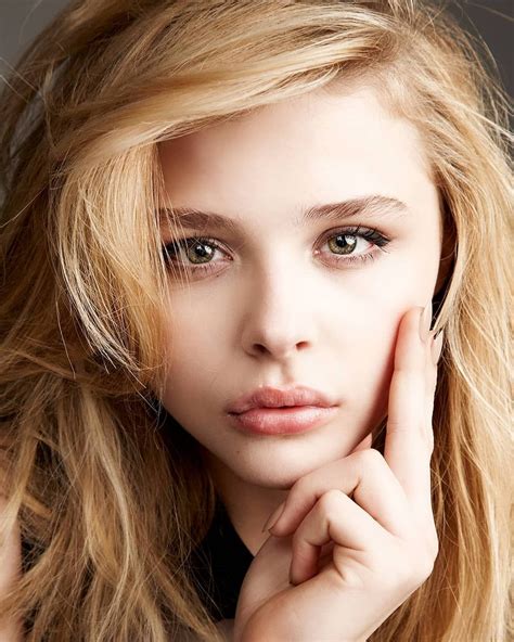 pin by larry evans on chloe grace moretz in 2020 with images chloe grace moretz style