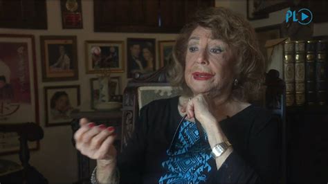 La gran escritora de telenovelas, delia fiallo, nos cuenta cómo creo las novelas más. Escritora Delia Fiallo: "la telenovela murió como género ...