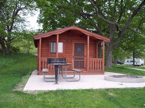 A unique mix of grass covered meadows upland mesic woods bottomland woods and a native undisturbed fen make this an ideal location for natural relaxation and outdoor activity. Cabin Photos | Shabbona Lake State Park | Lake cabins ...