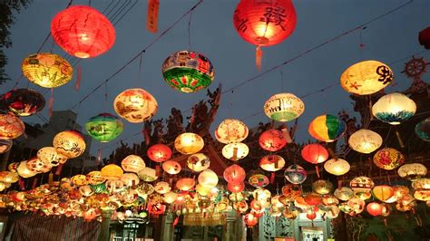 Besides singapore, the hungry ghost festival is also commonly observed in malaysia, taiwan and hong kong.30 the chinese communities in these three regions observe the festival throughout the seventh lunar month with rituals of prayers and offerings.31 like singapore, the chinese in malaysia. Chinese Corner: Mid-Autumn Festival 2018 - Events ...