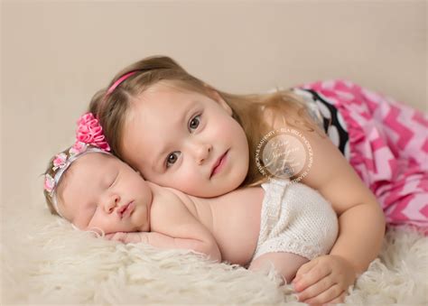 Sweet Baby Sister Austin Newborn Photographer Ella Bella