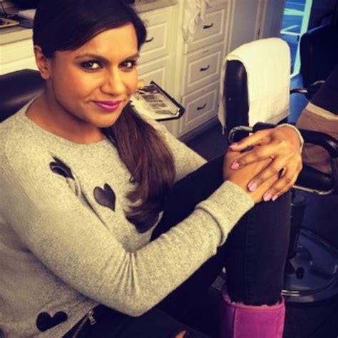 World S Cutest Way To Wear Pink This Fall As Seen On Mindy Kaling