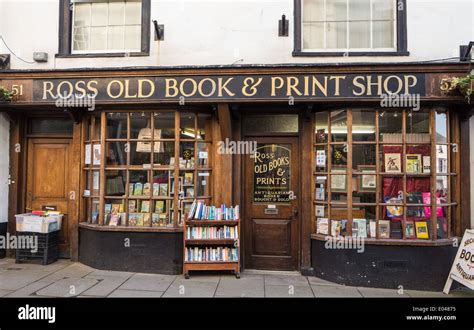 Small Bookshop England Hi Res Stock Photography And Images Alamy