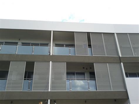 Great Sliding Privacy Screens For A Balcony Balcony Privacy Condo
