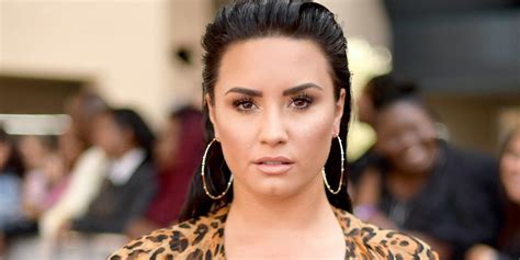 Demi Lovatos Backup Dancer Denies Giving Her Drugs In Emotional Instagram Post